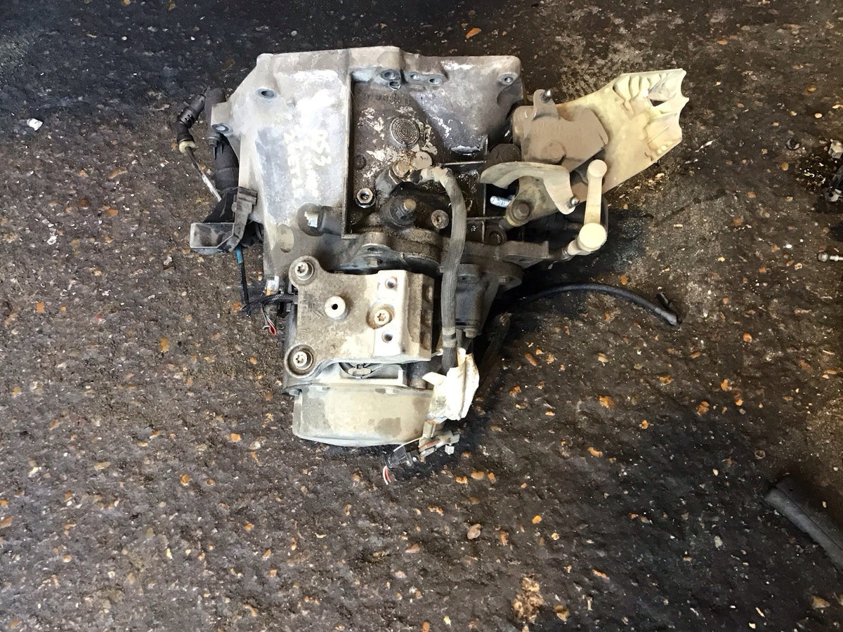 CITROEN DS3 PEUGEOT 208 1.2 TURBO GEARBOX 5 SPEED MANUAL CODE 20ET25  2013 20188