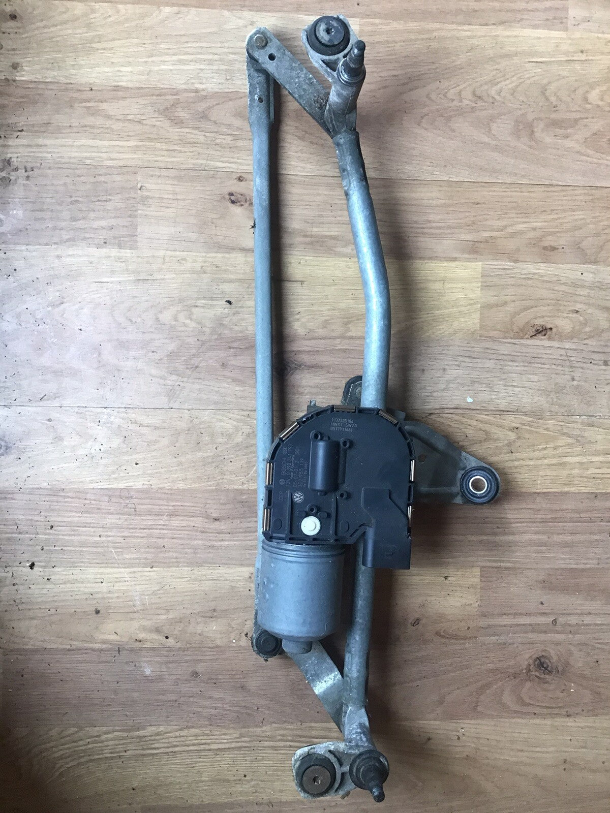 VOLKSWAGEN PASSAT B6 FRONT WIPER MOTOR LINKAGE 3397020755 3C2955023D 2005 20108