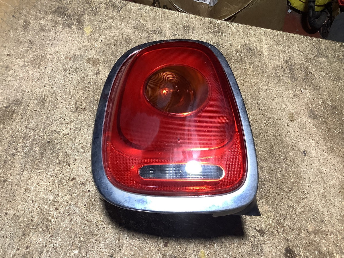 BMW MINI F56 PASSENGER'S SIDE REAR LIGHT REAR LIGHT CLUSTER 72973433 2014 20181