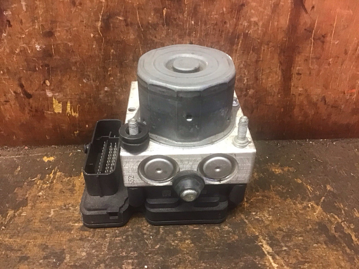 VAUXHALL ADAM ABS PUMP MODULE  13436725 2012 20192