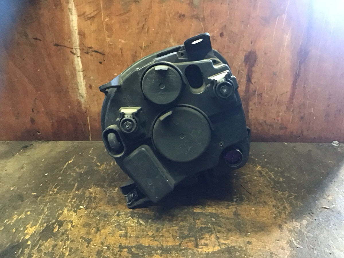 FIAT 500 PANGERES'S SIDE N/S HEADLIGHT HALOGEN 2008 20156