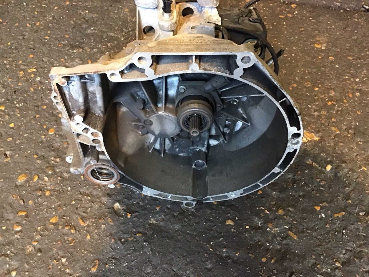FORD FOCUS MK3 1.0 PETROL GEARBOX 5 SPEED MANUAL CV6R 7002 BBD 2011 20155