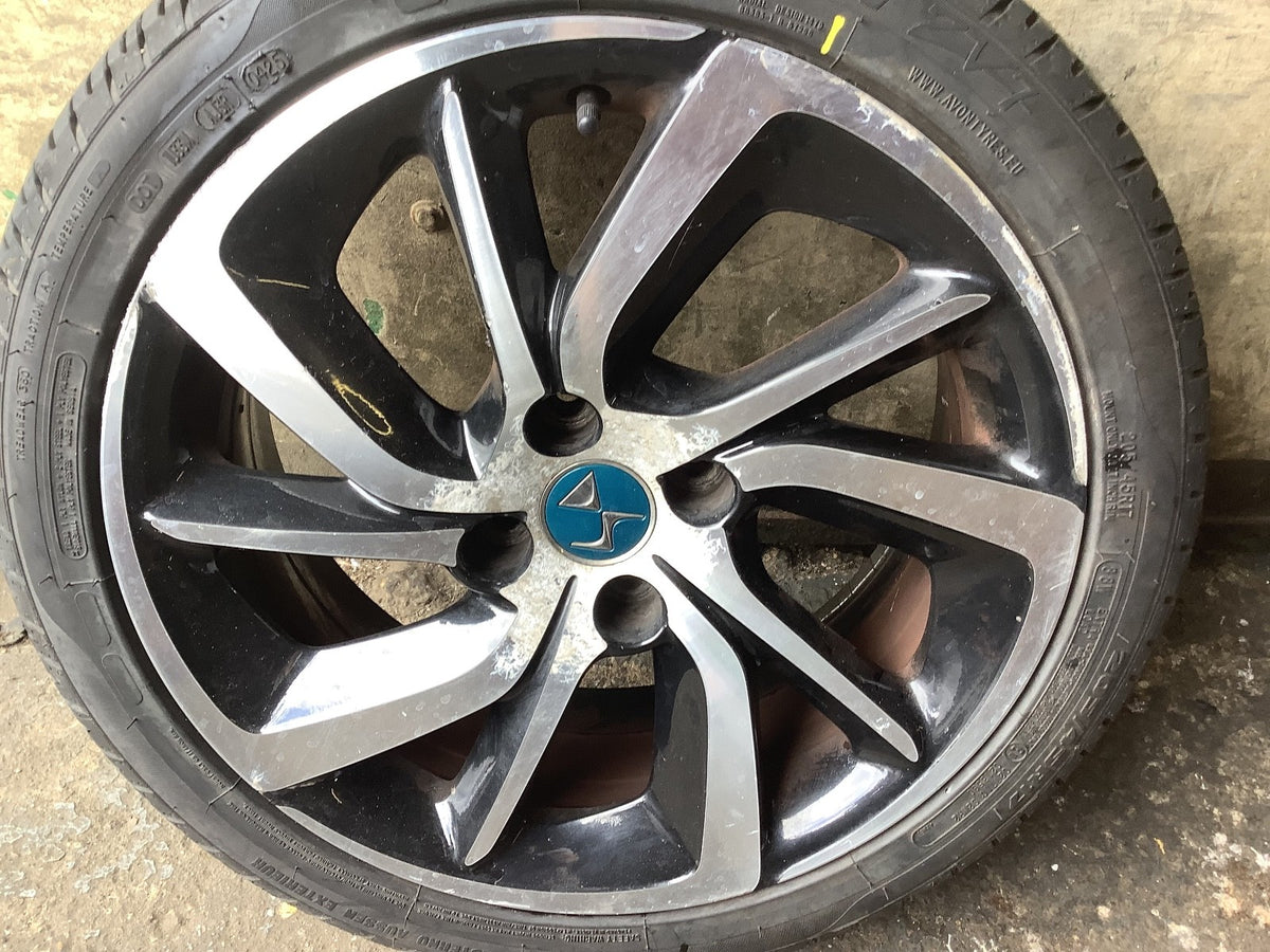 CITROEN DS3 ALLOY WHEEL 17'' TYRE 205X45X17 P/N 9805895877 2010 20184