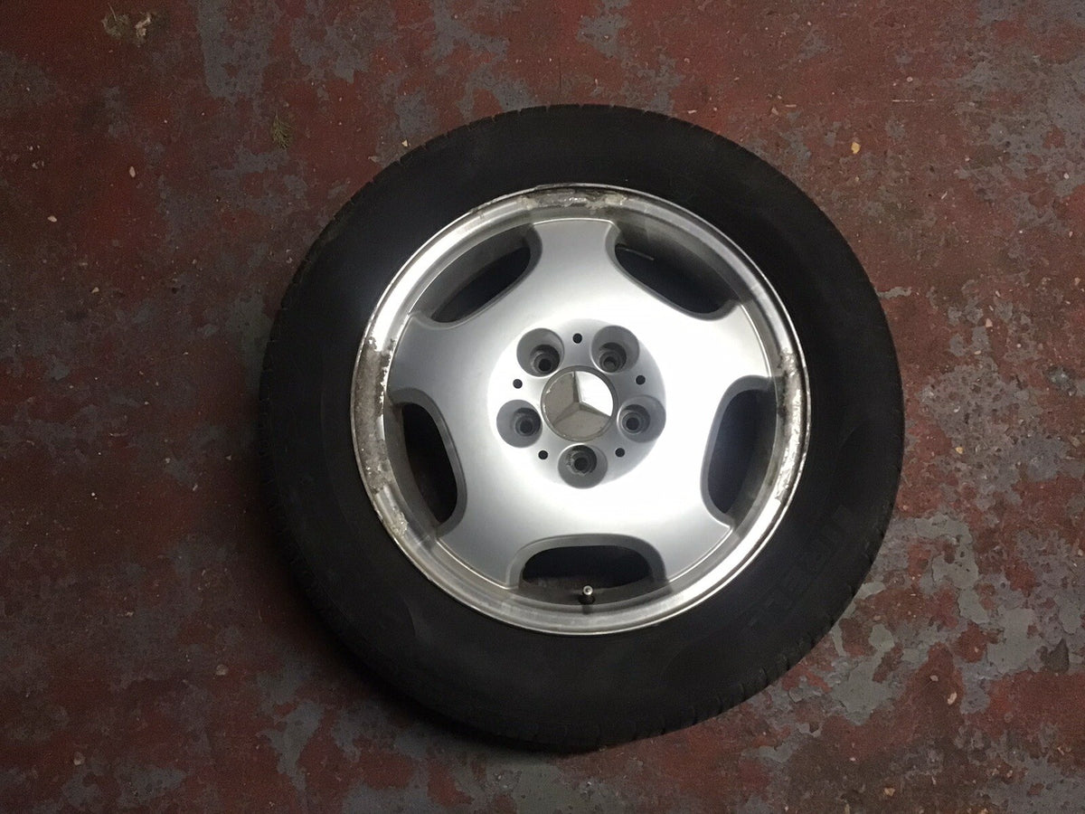 MERCEDES E CLASS W210 ALLOY WHEEL 16'' TYRE 215X55X16 2104010402 1995 20024