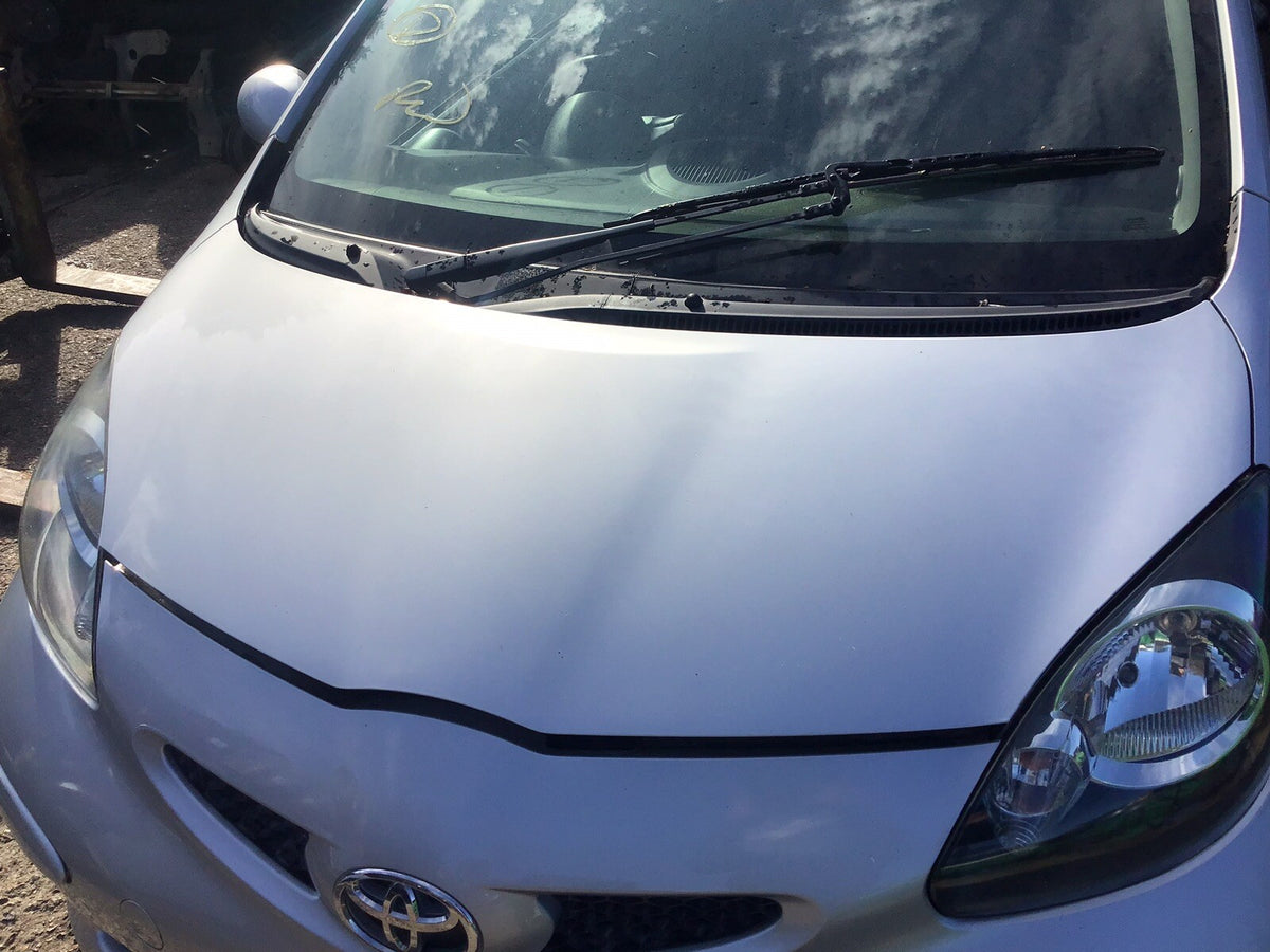 TOYOTA AYGO MK1 BONNET SATIN SILVER CODE 1E7 2005-20146