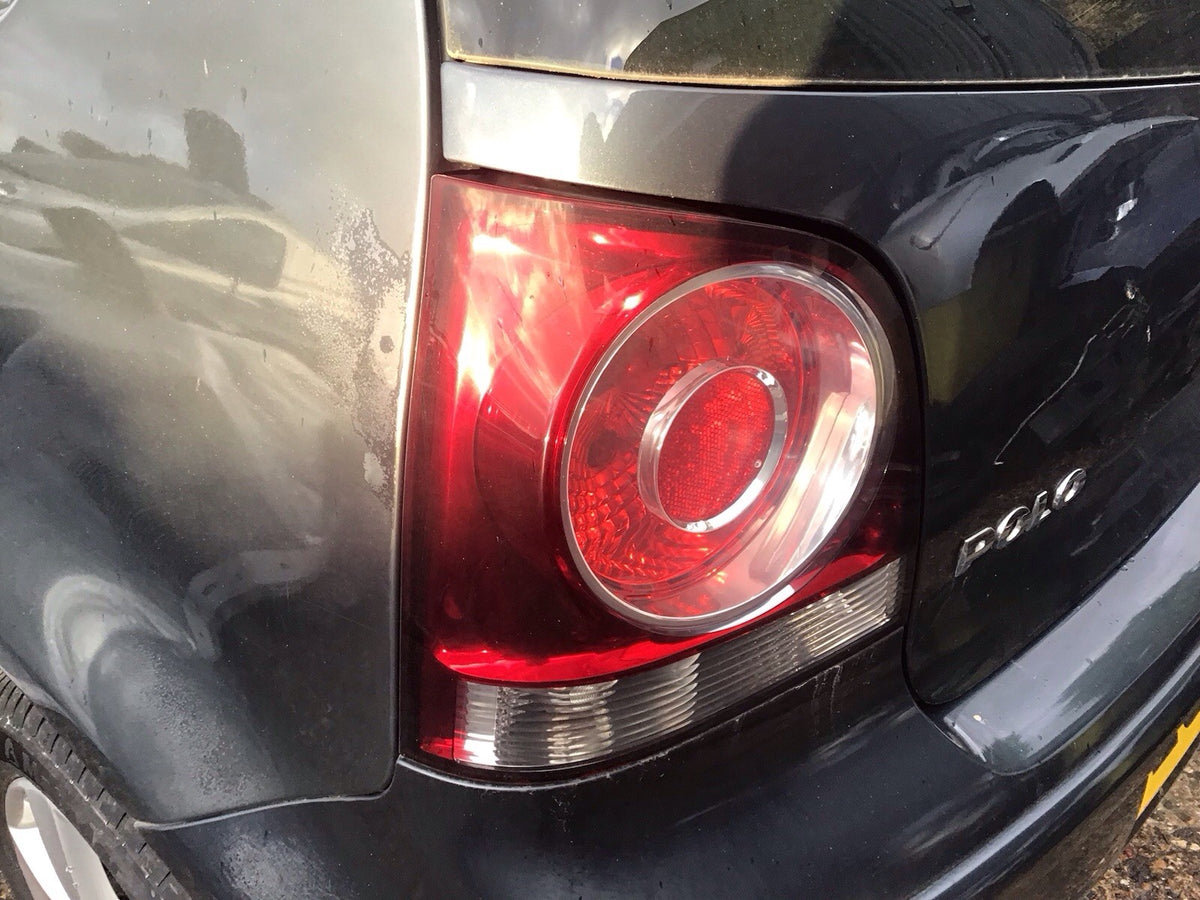 VOLKSWAGEN POLO 9N3 PASSENGER'S SIDE N/S REAR LIGHT REAR LIGHT CLUSTER 2005 20093