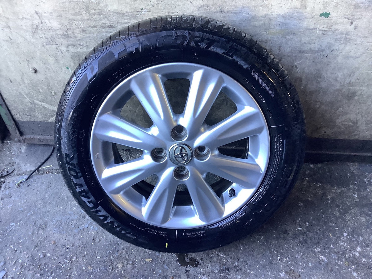 TOYOTA YARIS MK2 ALLOY WHEEL 15'' TYRE 185X60X15 42611 0D240 2006 20110