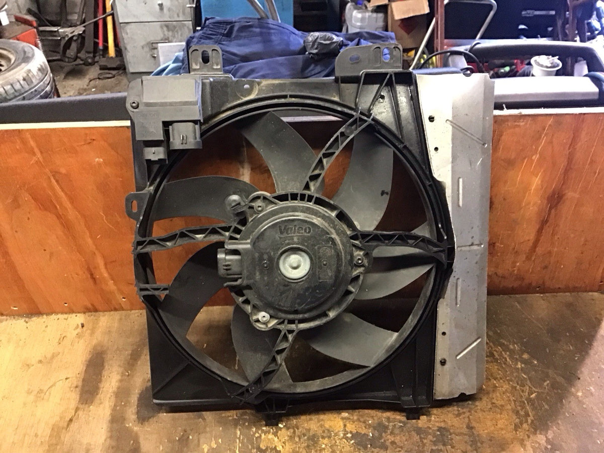 CITROEN C3 MK2 PEUGEOT 207 1.4 1.6 PETROL RADIATOR COOLING FAN 9682902080 10 153
