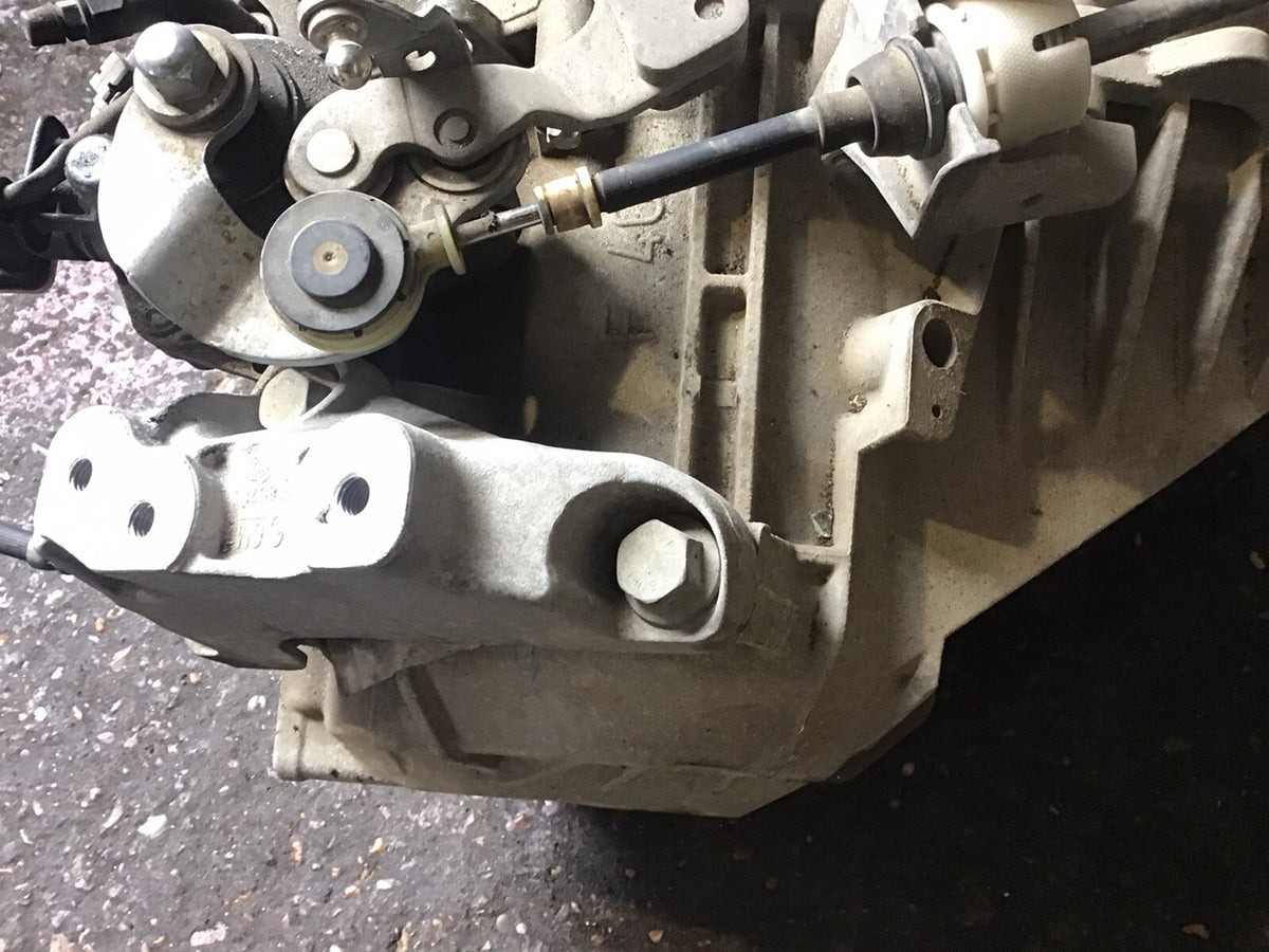 VAUXHALL ASTRA J 2.0 DTI GEARBOX F40 MANUAL 6 SPEED 2010 20155