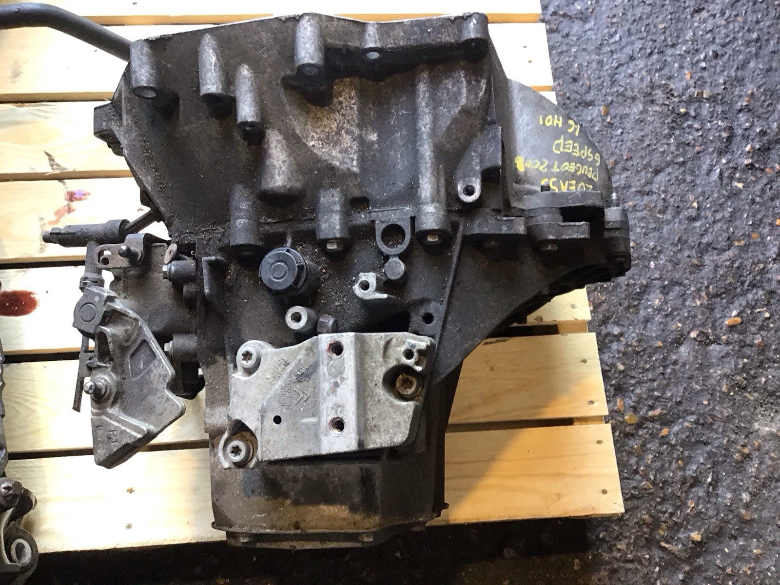 PEUGEOT 2008 1.6 HDI GEARBOX 6 SPEED MANUAL 20EA59 2013 20191