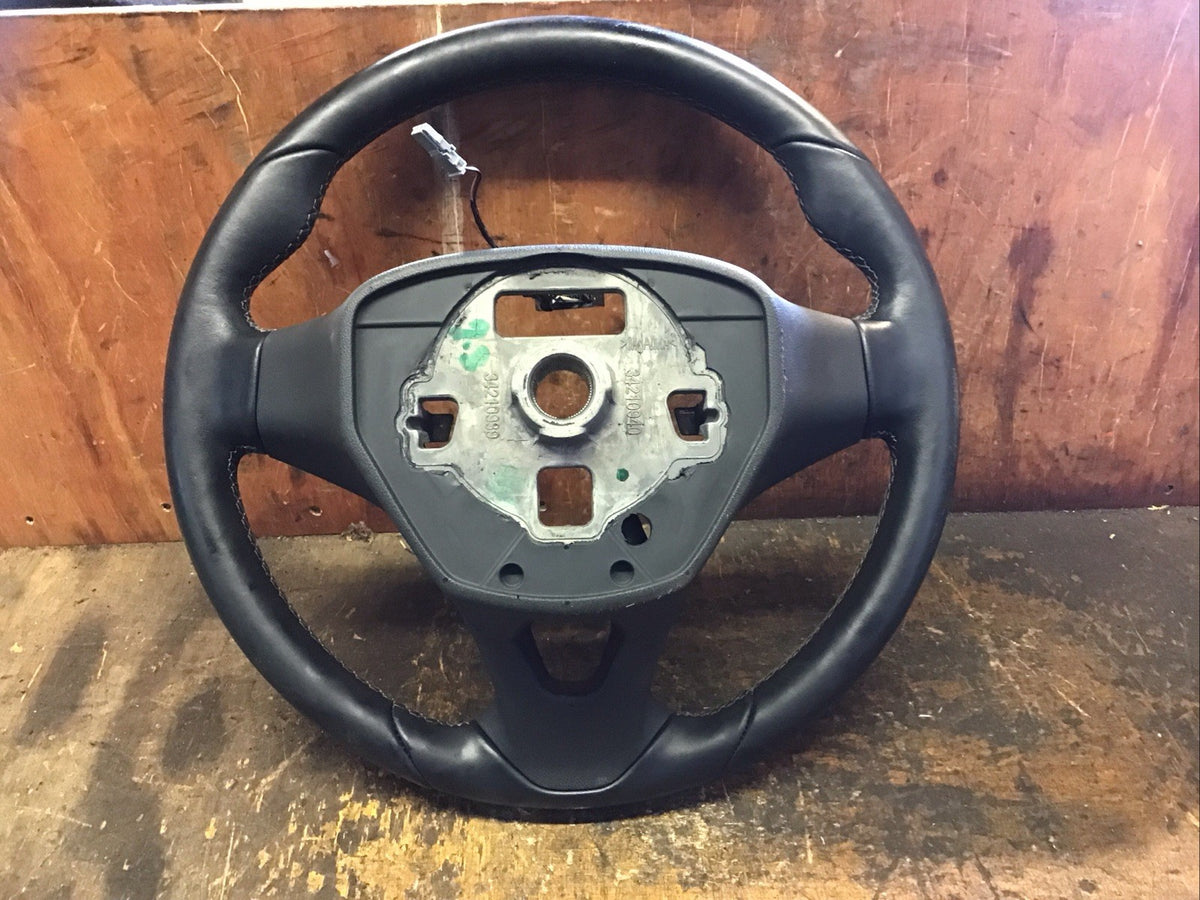 VAUXHALL CORSA E DRIVER'S STEERING WHEEL LEATHER 39035999 2015 20198