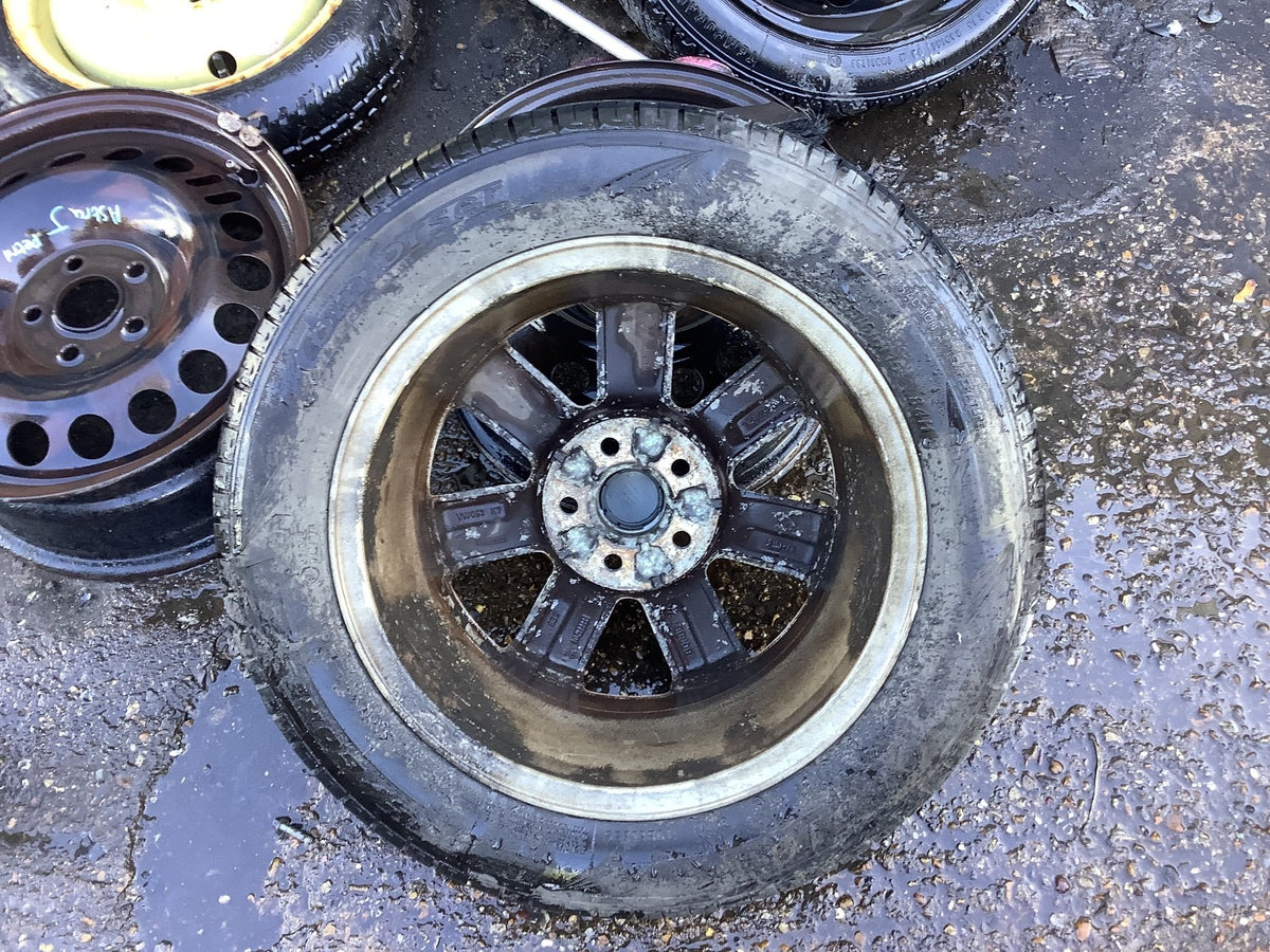 VOLKSWAGEN POLO 6R  ALLOY WHEEL 15'' 6Q0601025L WITH TYRE 185X60X15 2009 20155