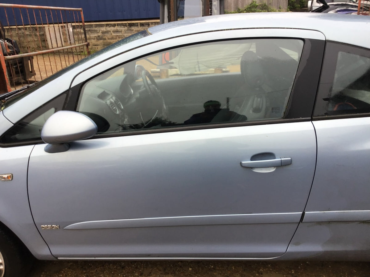 VAUXHALL CORSA D PASSENGER'S SIDE N/S FRONT DOOR AERO BLUE Z21C 3 DOOR 2006 20143