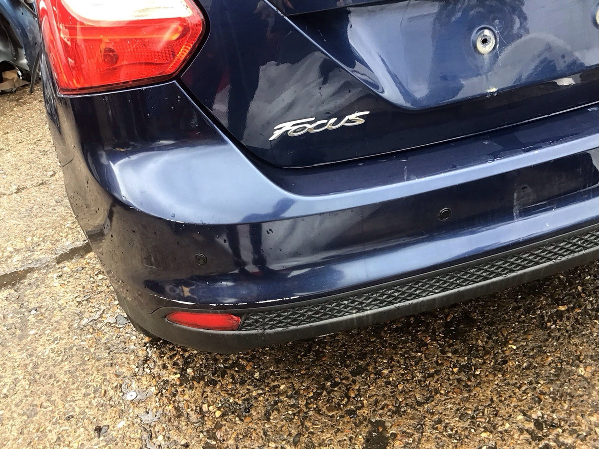 FORD FOCUS MK3 REAR BUMPER INK BLUE METALLIC HATCHBACK 2011 20144
