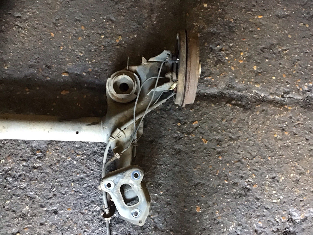VAUXHALL CORSA E REAR AXLE DRUM BRAKES WITH ABS 2015 20193