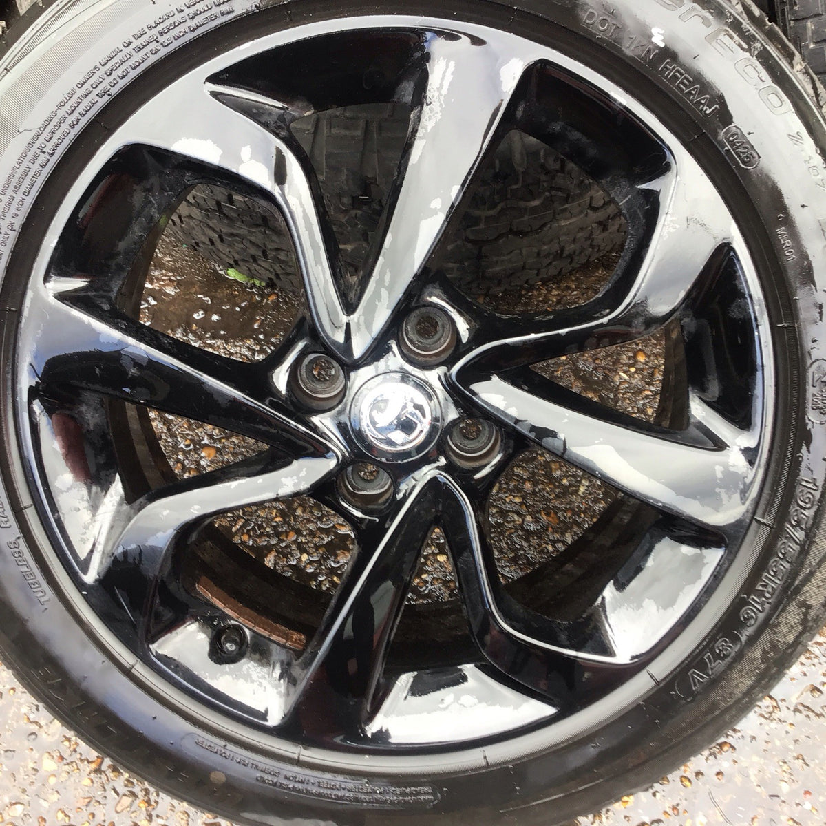VAUXHALL CORSA D ALLOY WHEEL 16'' AND TYRE 195X55X16 2006 20143