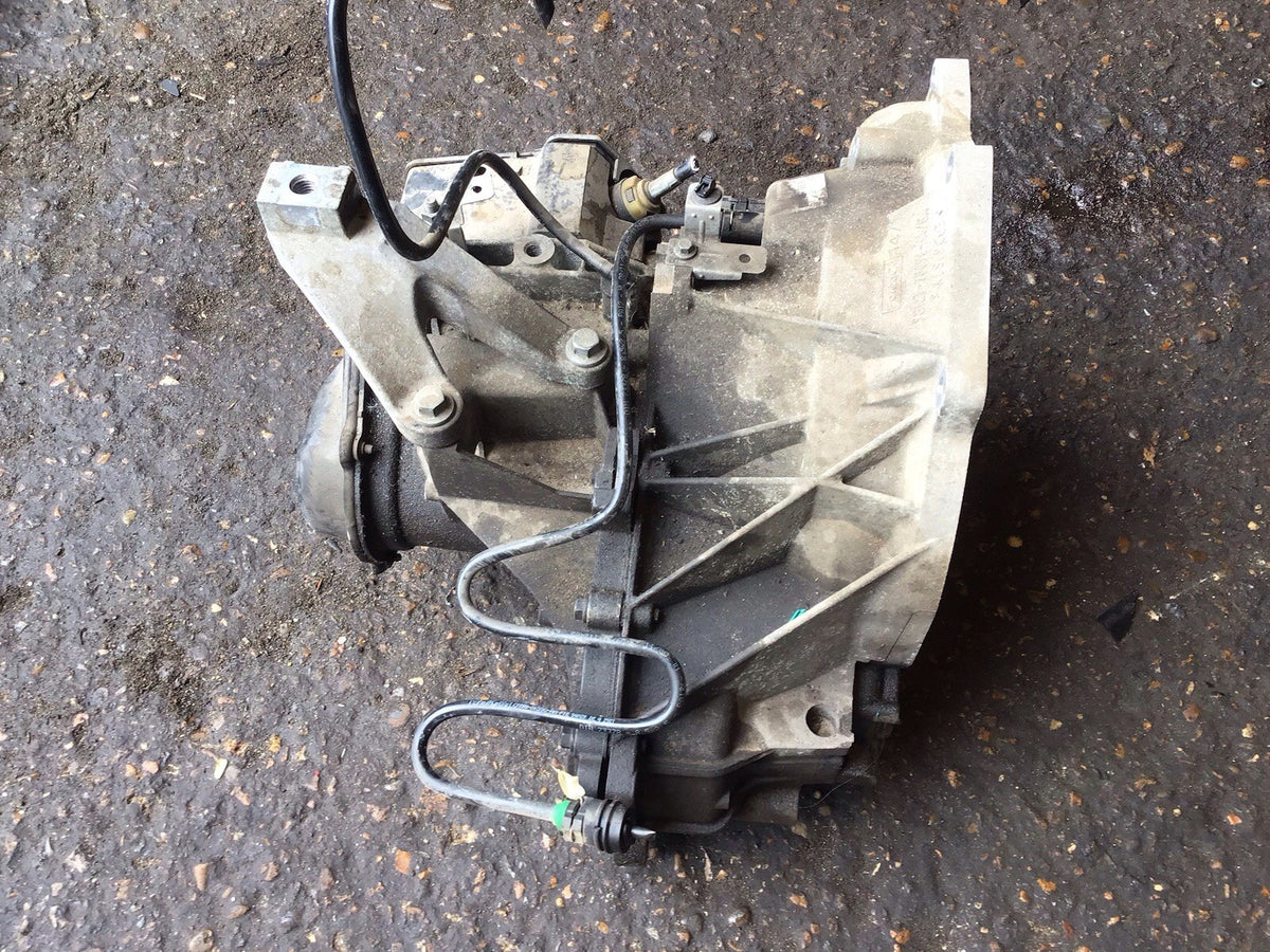 FORD FOCUS MK3 1.6 PETROL GEARBOX 5 SPEED MANUAL BV6R 7002 DBF 2011 20146