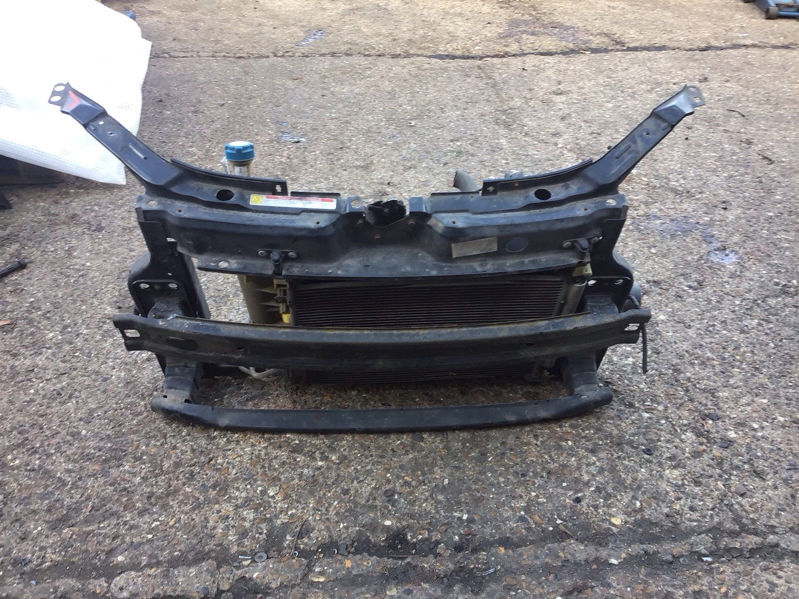 FIAT 500  FRONT RADIATOR SLAM PANEL RADIATOR 2009 20161