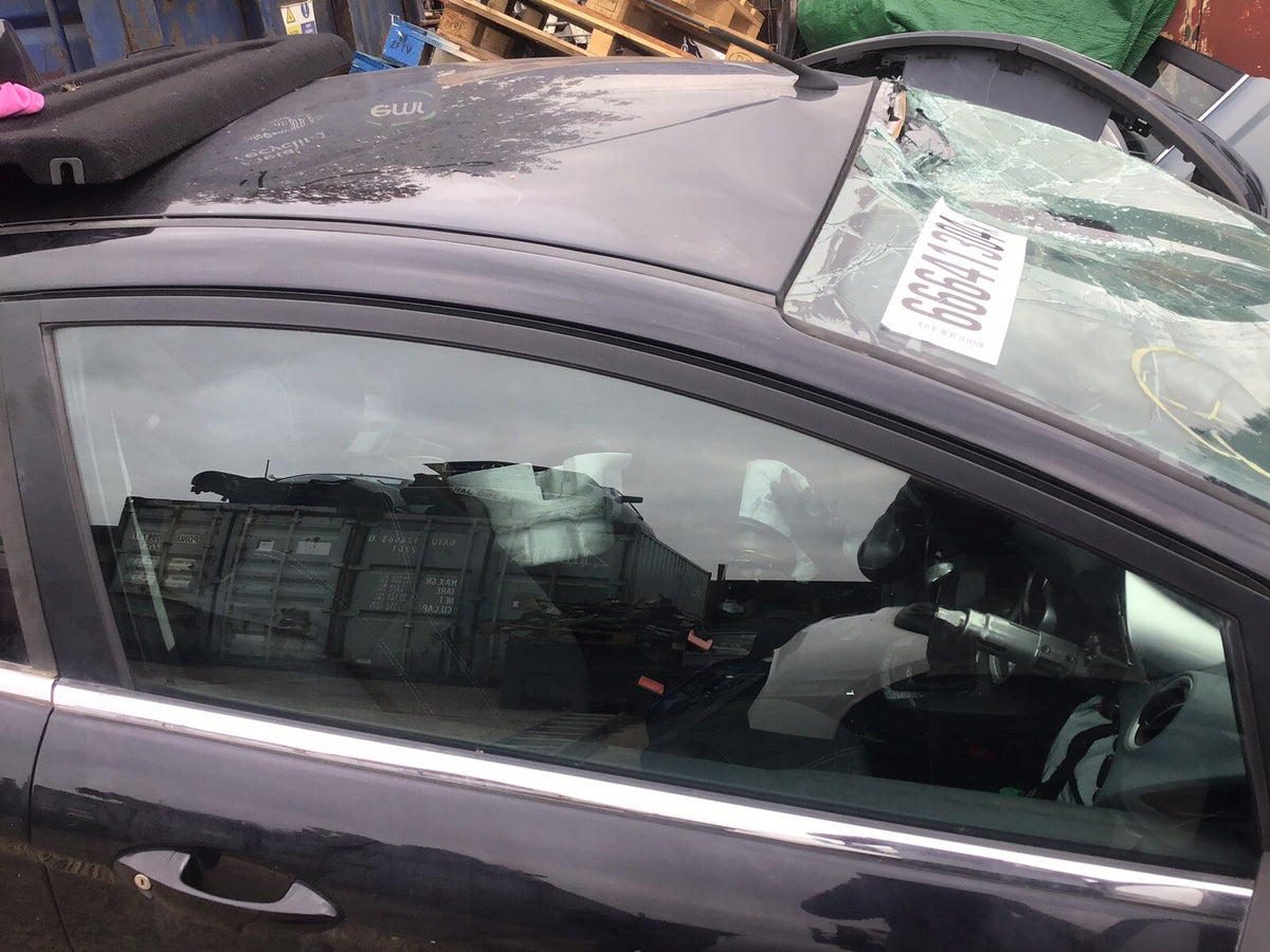 FORD FIESTA MK7 DRIVER'S SIDE O/S FRONT DOOR WINDOW GLASS 3 DOOR 2008 20178