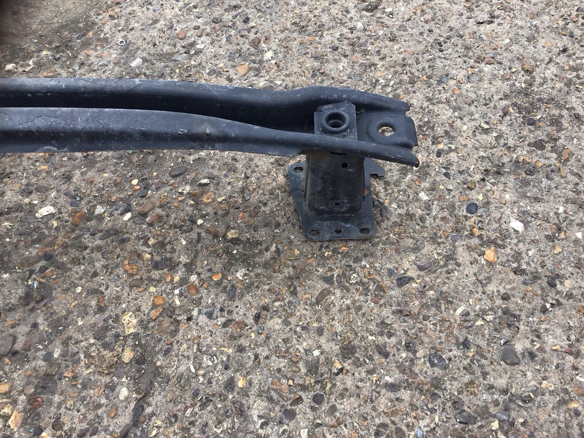 VOLKSWAGEN TOURAN REAR BUMPER SUPPORT BAR CRASH BAR 5TA807558A 2015 20208