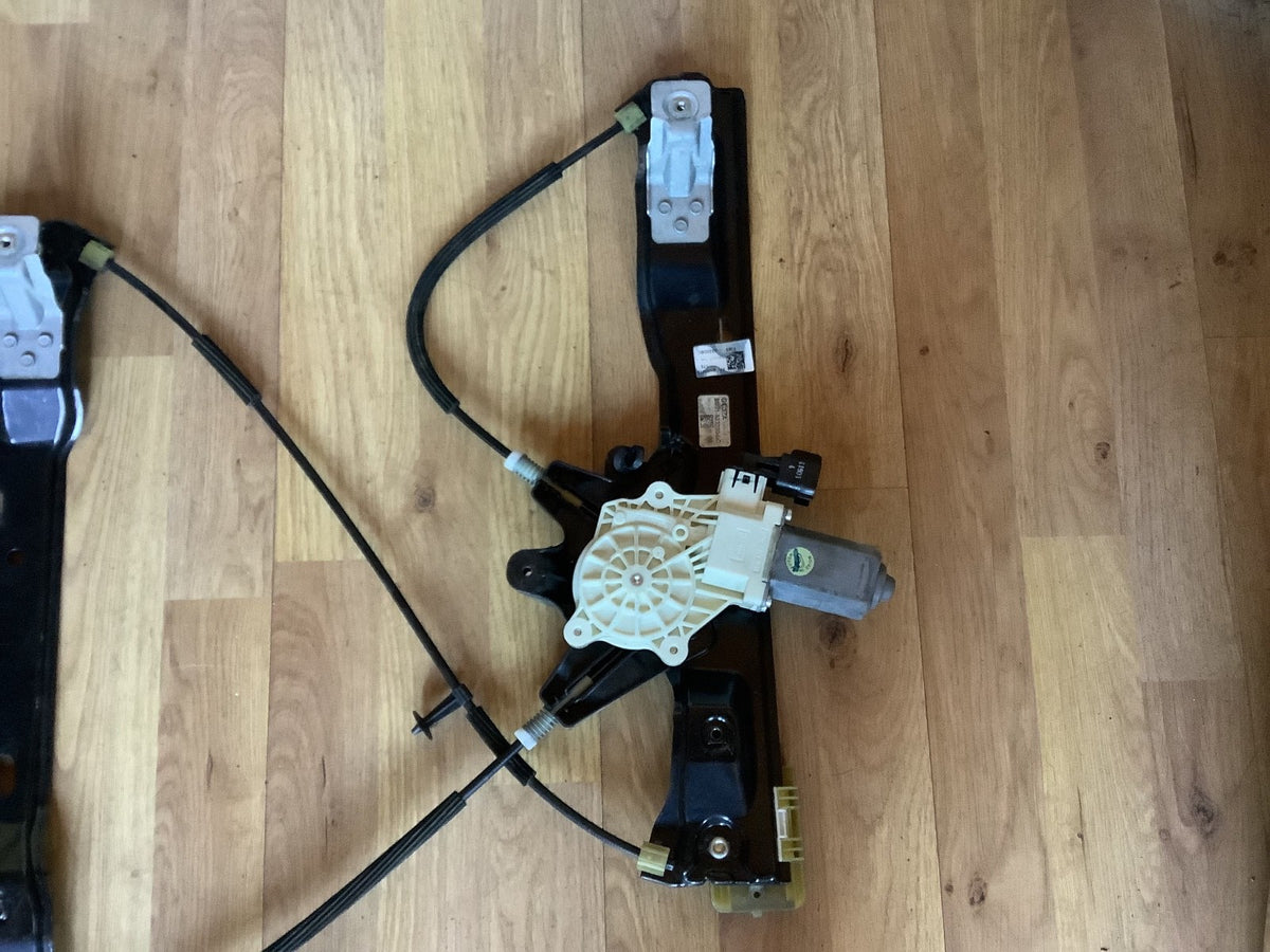 FORD FOCUS MK3 WINDOW REGULATOR DRIVER O/S SIDE ELECTRIC BM51 A23200 BC 2011 184