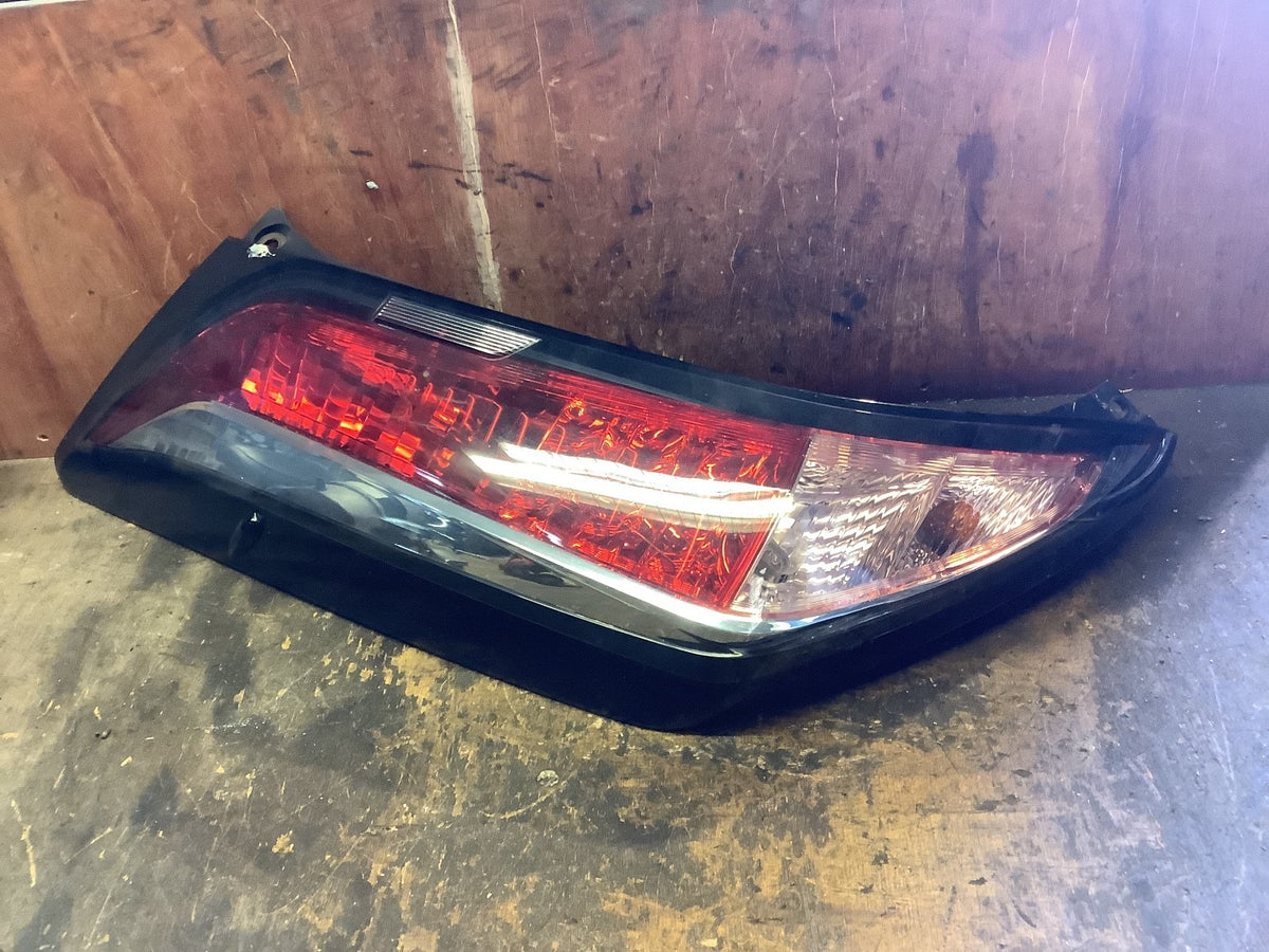 TOYOTA AYGO MK2 PASSENGER'S SIDE N/S REAR LIGHT REAR LIGHT CLUSTER 2015 20221
