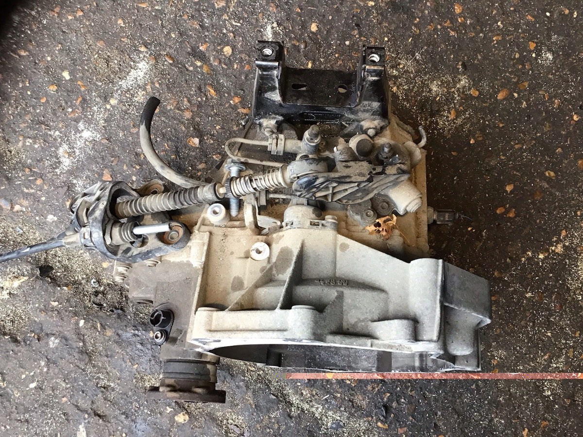VOLKSWAGEN POLO 9N3 1.2 PETROL GEARBOX 5 SPEED CODE JHN 2005 20084