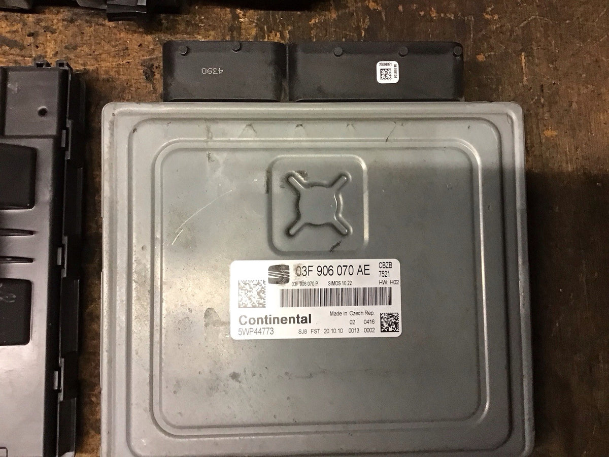 SEAT IBIZA 6J 1.2 PETROL AUTOMATC ECU KIT 03F906070AE 5WP44773 2009 201411