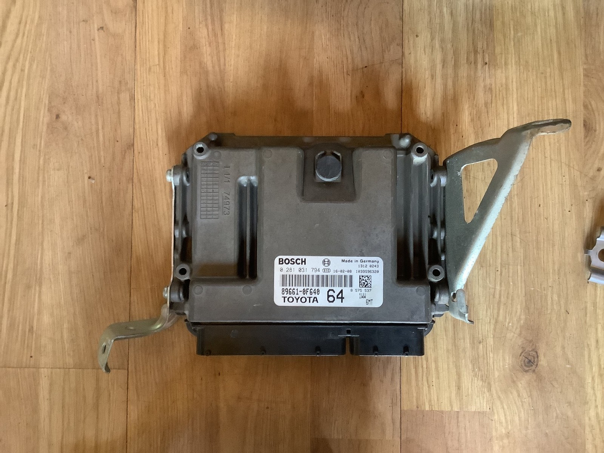 TOYOTA VERSO 1.6 DIESEL ECU KIT 9667199780 CODE 1WW 2013 20189