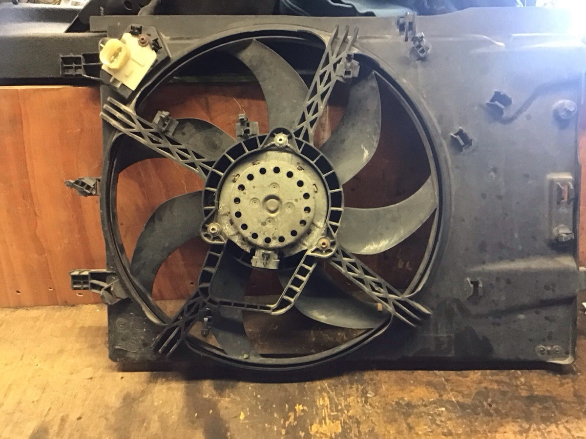 VAUXHALL CORSA D  RADIATOR FAN COWLING 13453788 2010 20147