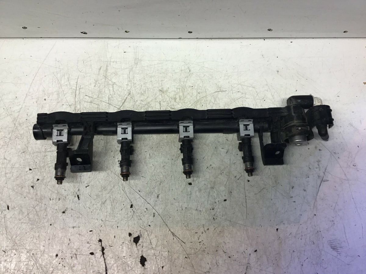 FORD FIESTA MK7 1.25 PETROL INJECTOR RAIL AND INJECTORS VP8A6U KA 8A6G 9H487 AB4