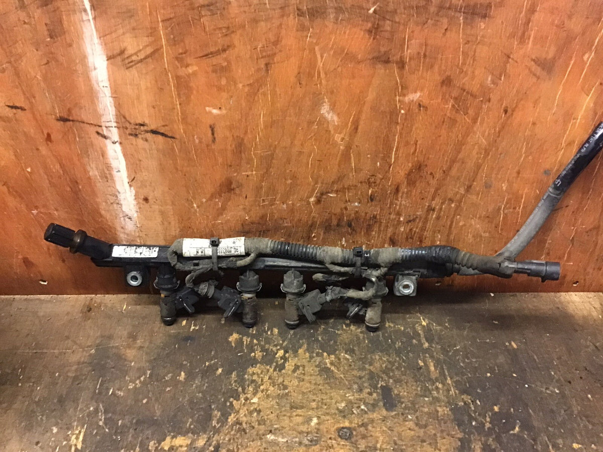 FORD KA FIAT 500 1.2 FUEL INJECTOR RAIL WITH INJECTORS 2009 20164