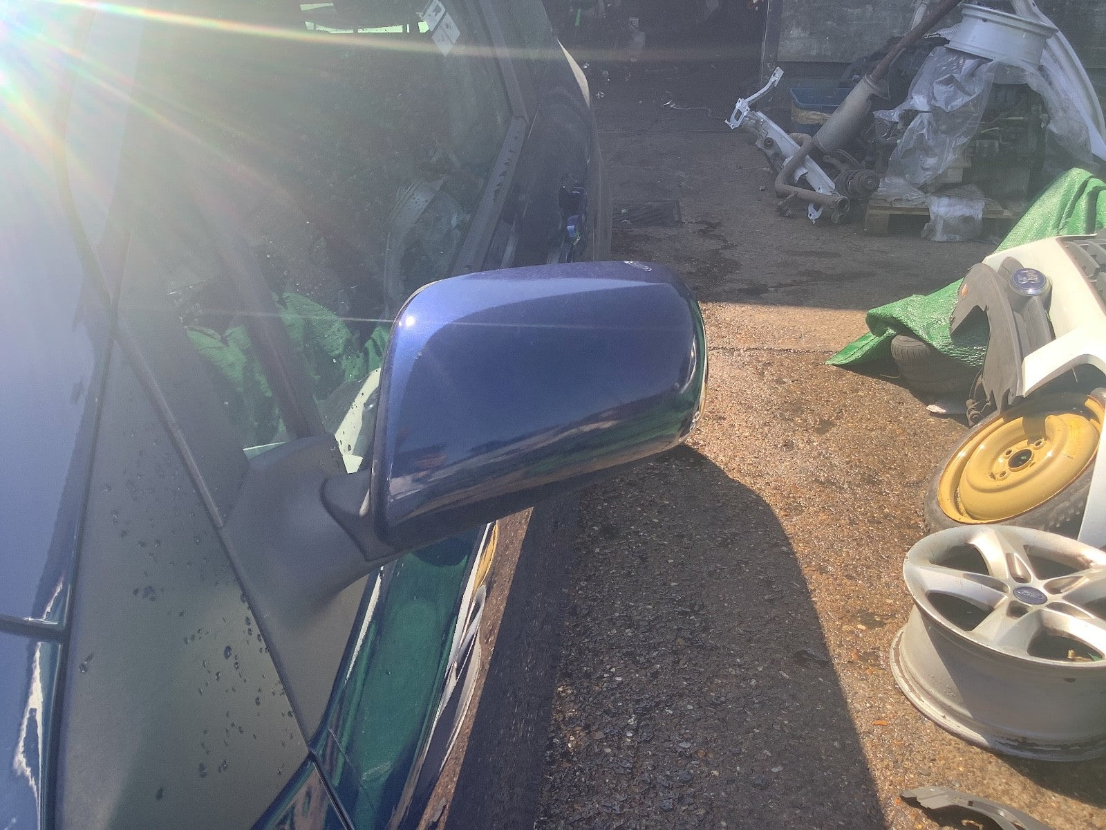TOYOTA YARIS MK2 PASSENGER SIDE N/S DOOR MIRROR LEXUS DARK BLUE 8P4 3 DOOR 06 100