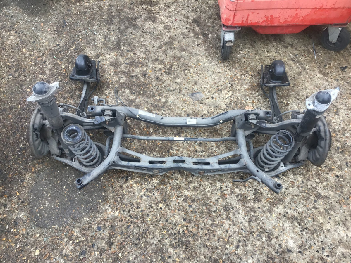 VOLKSWAGEN TOURAN MK2 1.6 DIESEL REAR AXLE 5QA505315B DGDA 2015 20203