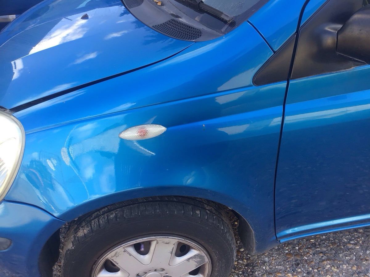 TOYOTA YARIS MK1 PASSENGER'S SIDE N/S WING PANEL SURF BLUE 8P1 2001 20066