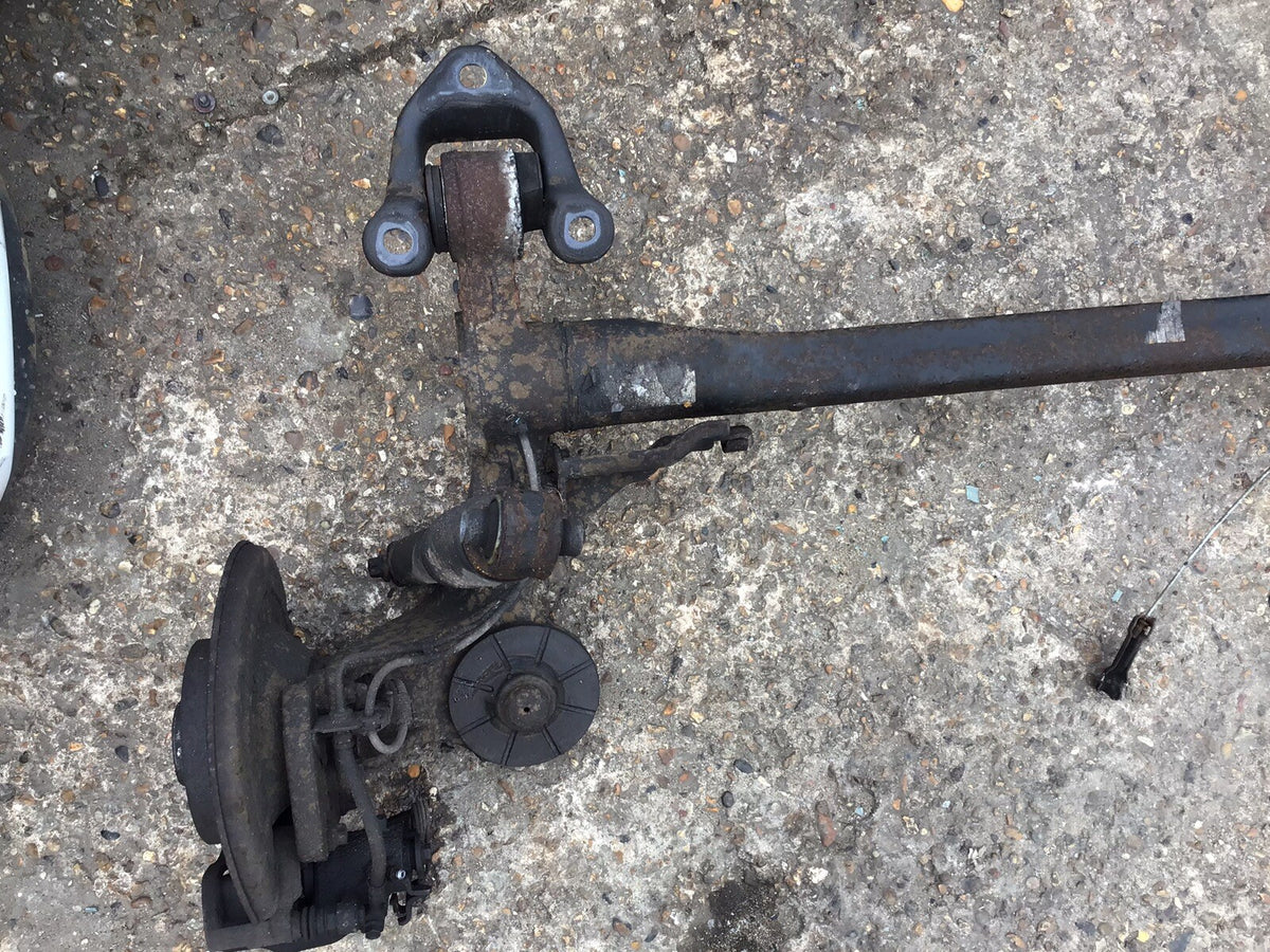 VAUXHALL MERIVA B REAR AXLE DISC BRAKES WITH ABS 2010 20174