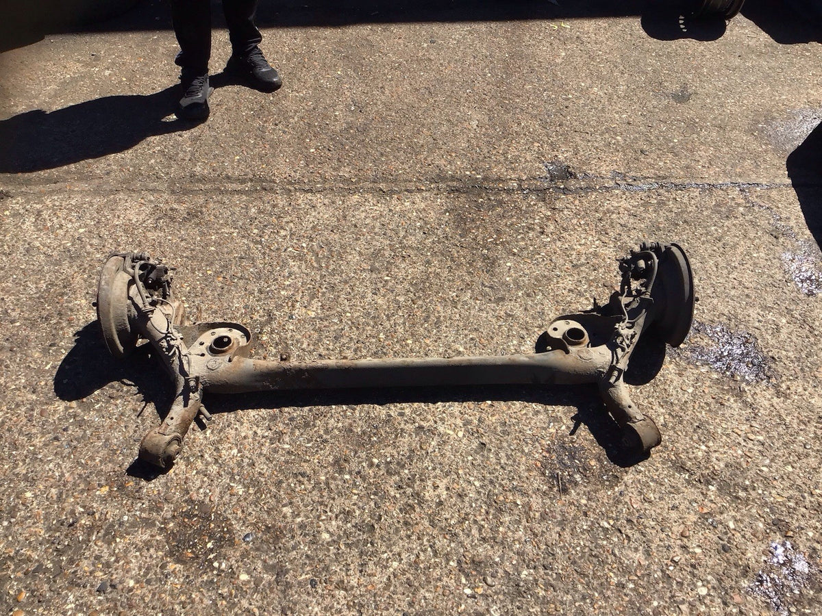 TOYOTA YARIS 1.8 SR MK2 REAR AXLE DRUM DISK BRAKES WITH ABS 2006 20110