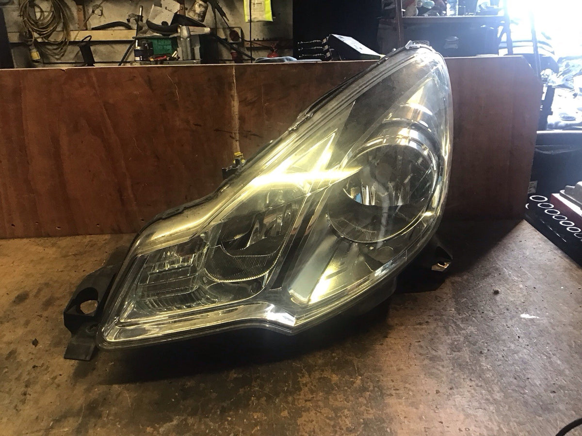 CITROEN DS3 PASSENGERS SIDE N/S HEADLIGHT 9677038280 2010 20150