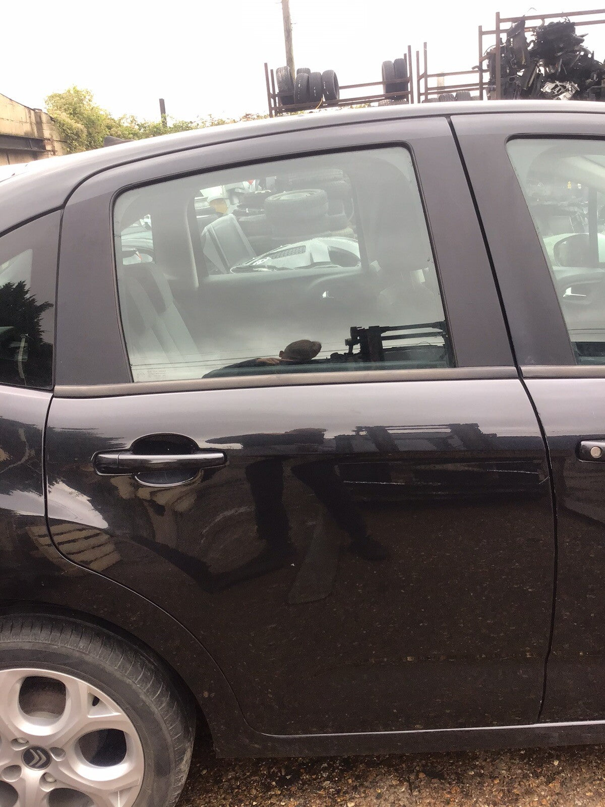 CITROEN C3 DRIVERS SIDE O/S REAR DOOR IN NOIR OBSIDIAN CODE EXLD 5 DOOR 09 20162