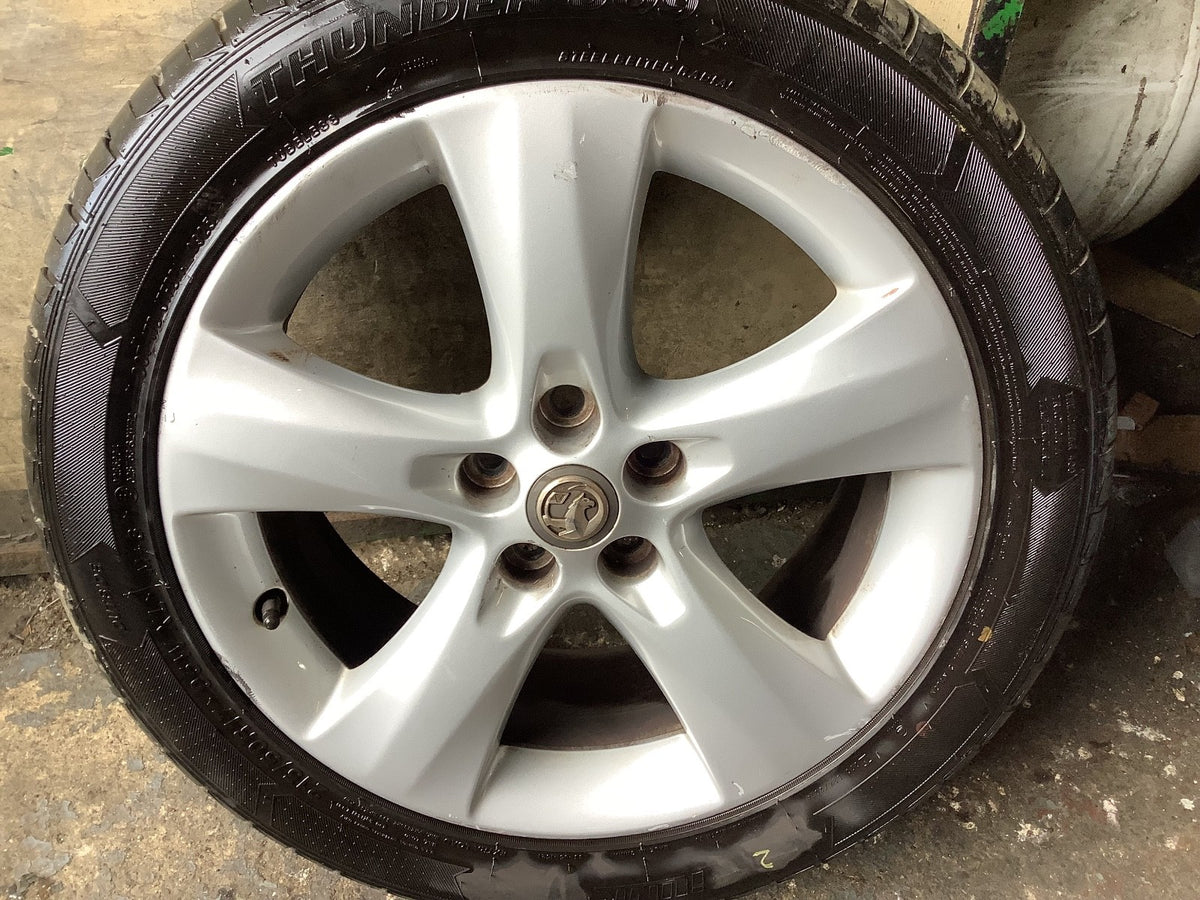 VAUXHALL ASTRA J PETROL ALLOY WHEEL 17"  AND TYRE 215X50X17 0P042 K6 2010 20152