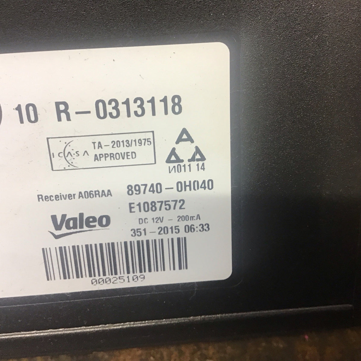 PEUGEOT 108 ECU CONTROL MODULE 89740 0H0402