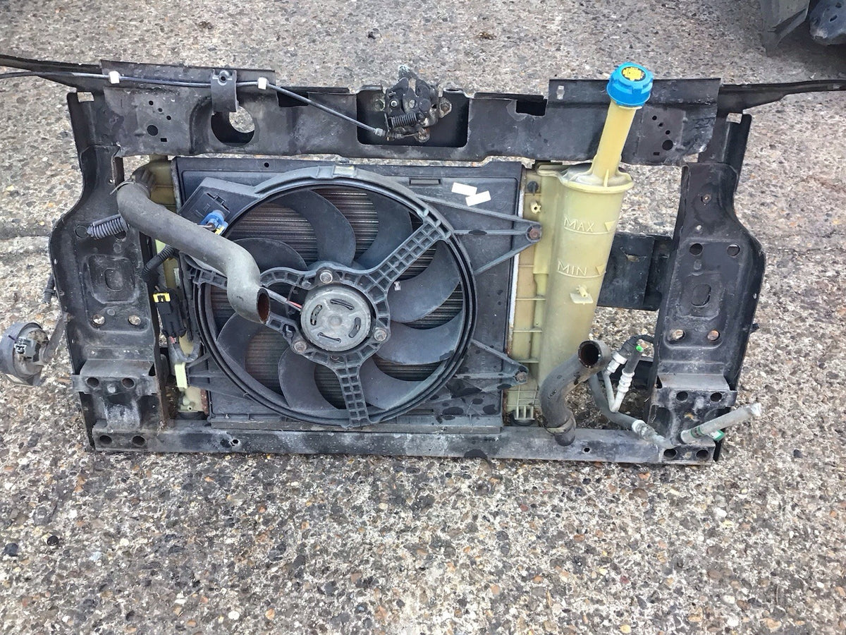 FIAT 500  FRONT RADIATOR SLAM PANEL RADIATOR 2009 20168