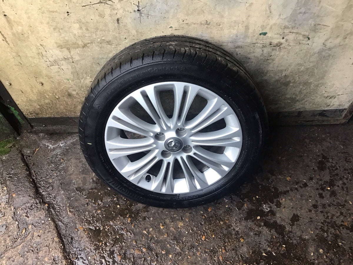 VAUXHALL CORSA ALLOY WHEEL 16'' 13298019 AND TYRE 195X55X16 2006 20140