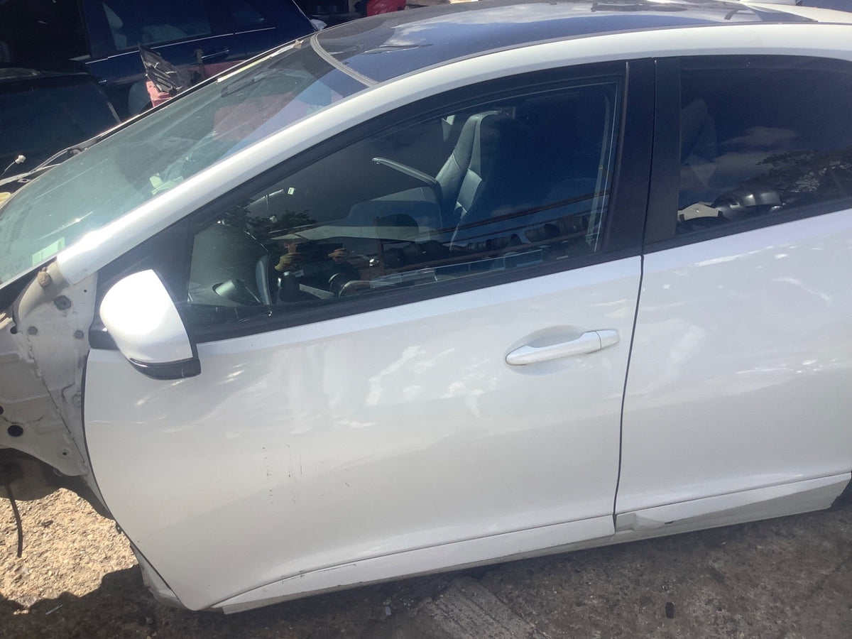 HONDA CIVIC MK9 PASSENGER SIDE FRONT N/S DOOR ORCHID WHITE NH788P 2012 20173