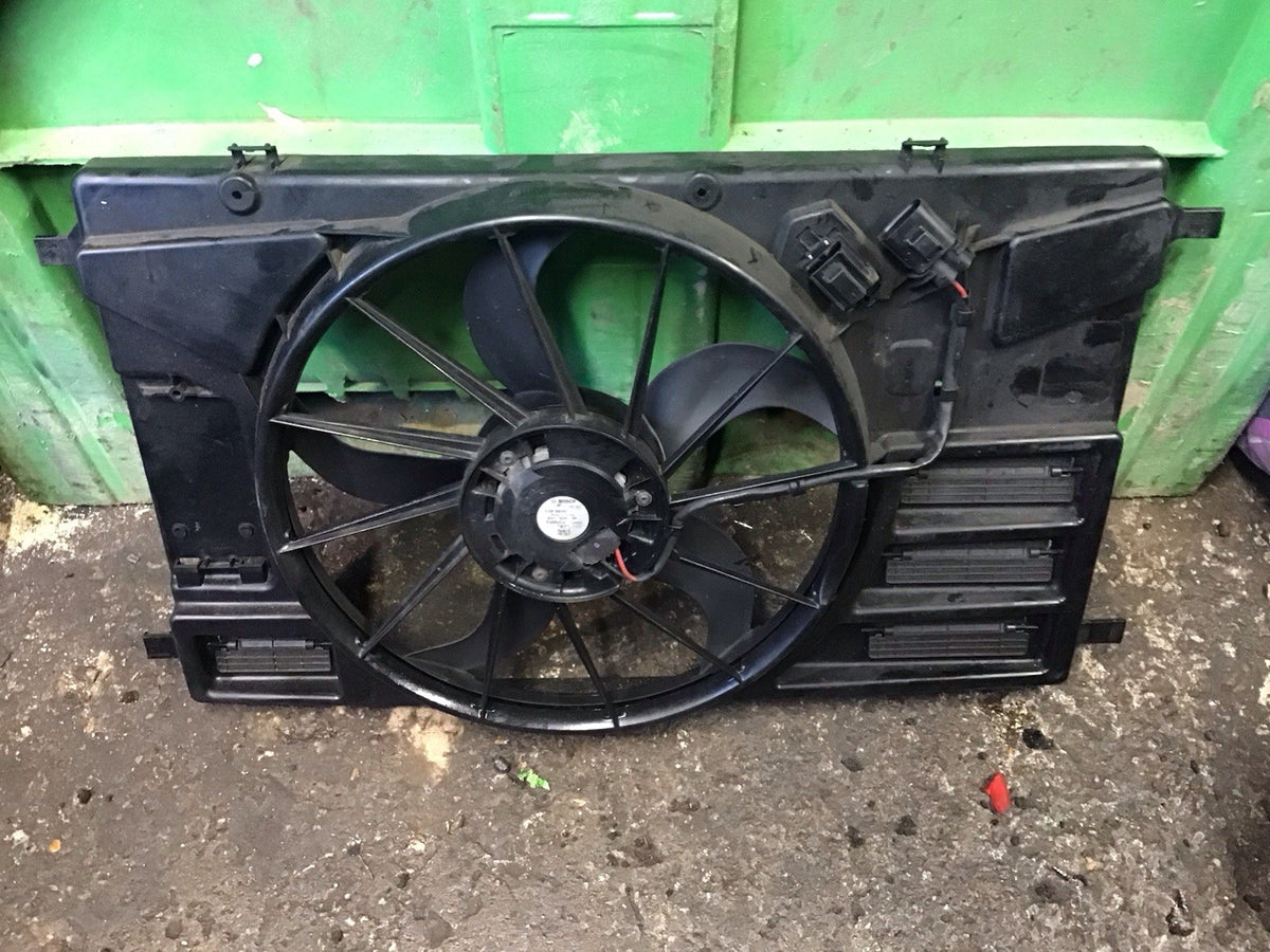 FORD TRANSIT CUSTOM  2.0 TDCI RADIATOR FAN BK21 8C607 BB 2013 20185