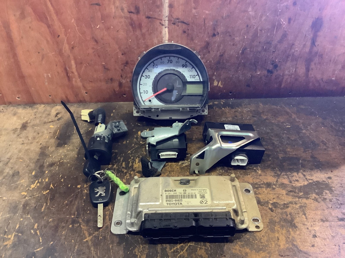 PEUGEOT 107 1.0 PETROL ECU KIT 89661 0H023 BOSCH 1KR FE 2005 20141