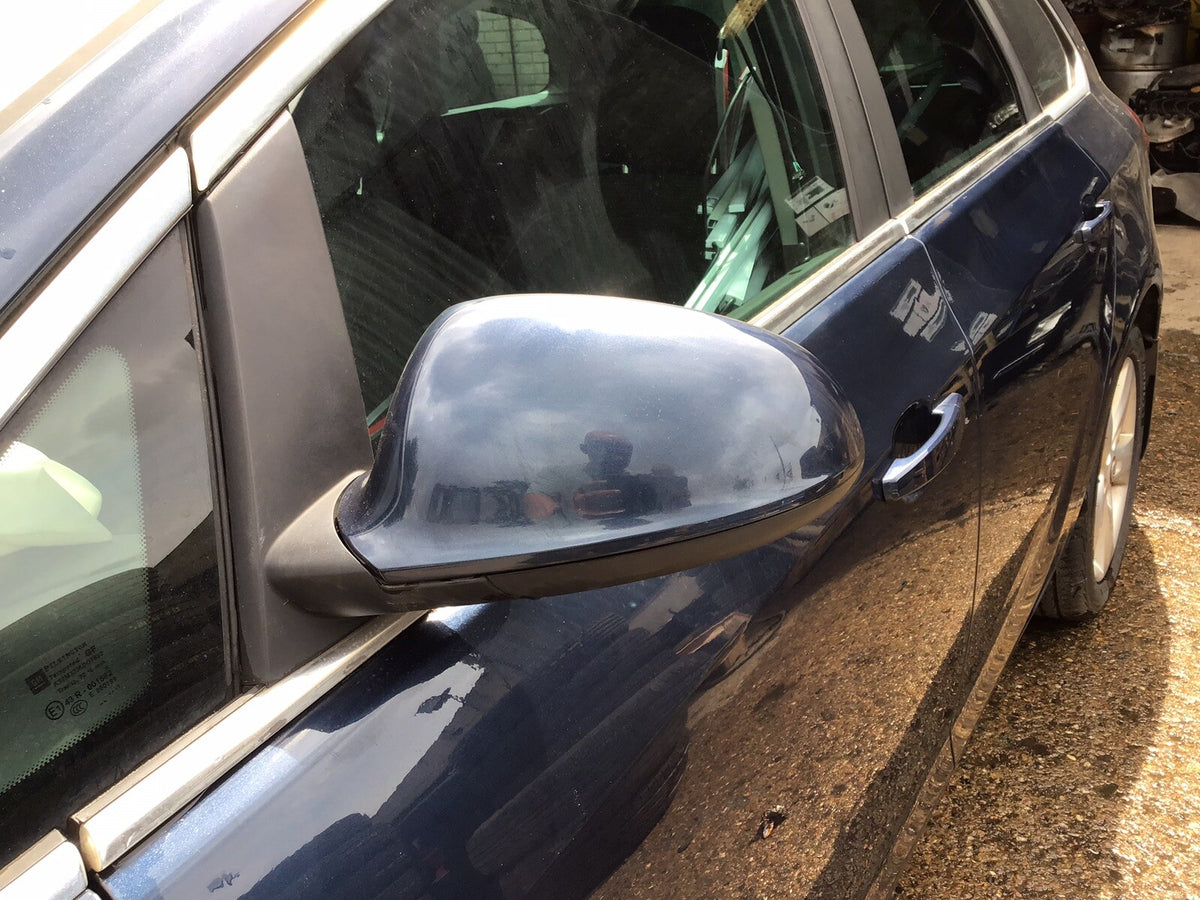 VAUXHALL ASTRA J PASSENGER'S SIDE N/S DOOR MIRROR WATERWORLD BLUE ZGEU 2010 20153