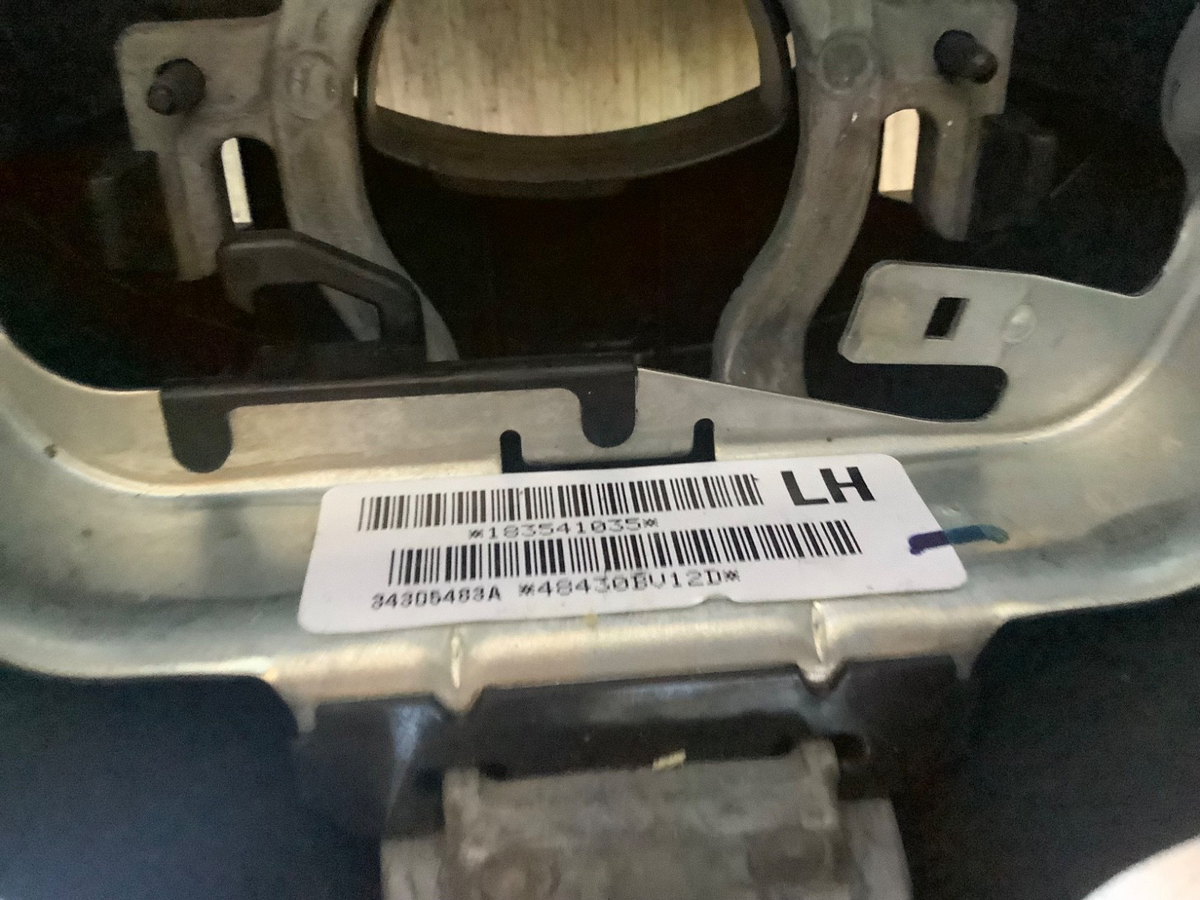 NISSAN JUKE STEERING WHEEL 34305483A 2014 20199