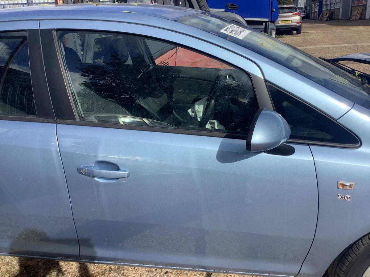 VAUXHALL CORSA D DRIVER SIDE O/S FRONT DOOR CRINAN BLUE Z22R 5 DOOR 2006 20142
