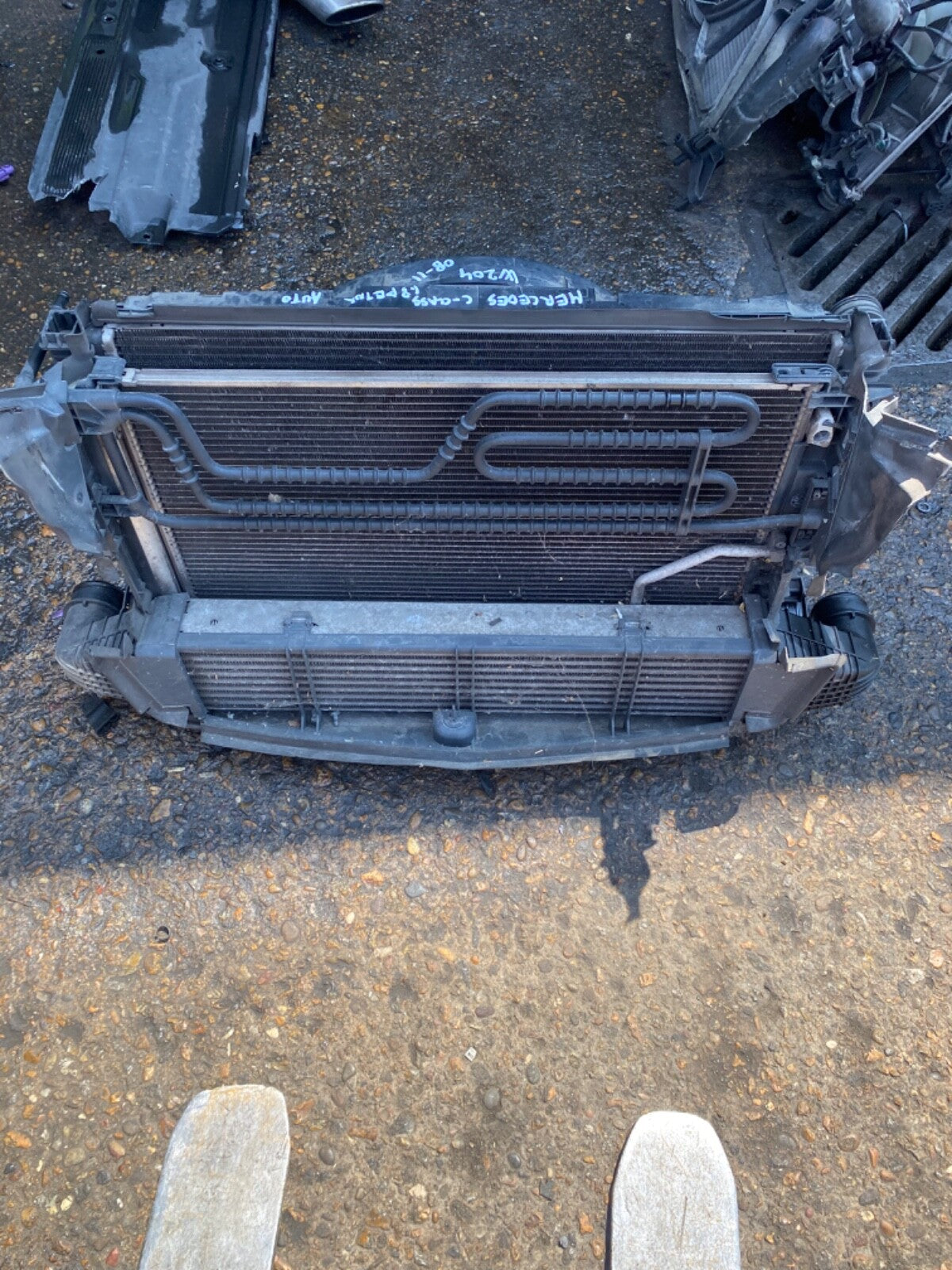 MERCEDES C CLASS W204 1.8 COMPRESSOR  AUTOMATIC RADIATOR FAN COWLING 2008 20131